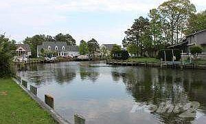 canal view 1