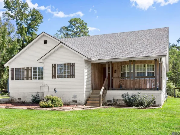 14900 Lucien St, Port Vincent, LA 70726