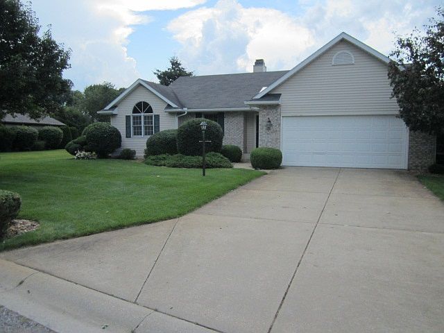 1st image of 53851 Arrowwood Dr