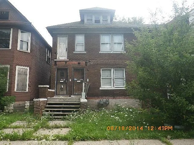 77 Avalon St photo 1