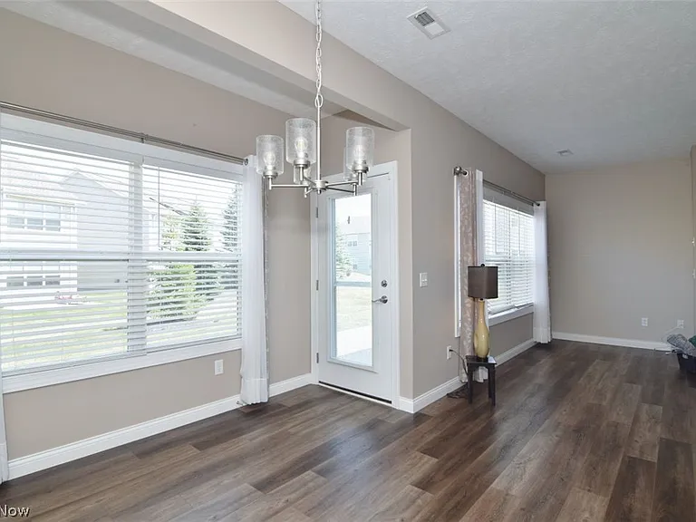 170 Larimar Dr — Photo 8