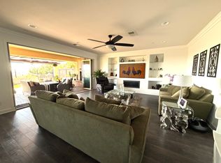442 Cota Ln, Vista, CA 92083