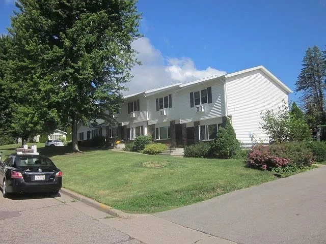 2 bed, 1.5 bath, 900 sqft, $1,250 — Photo 1