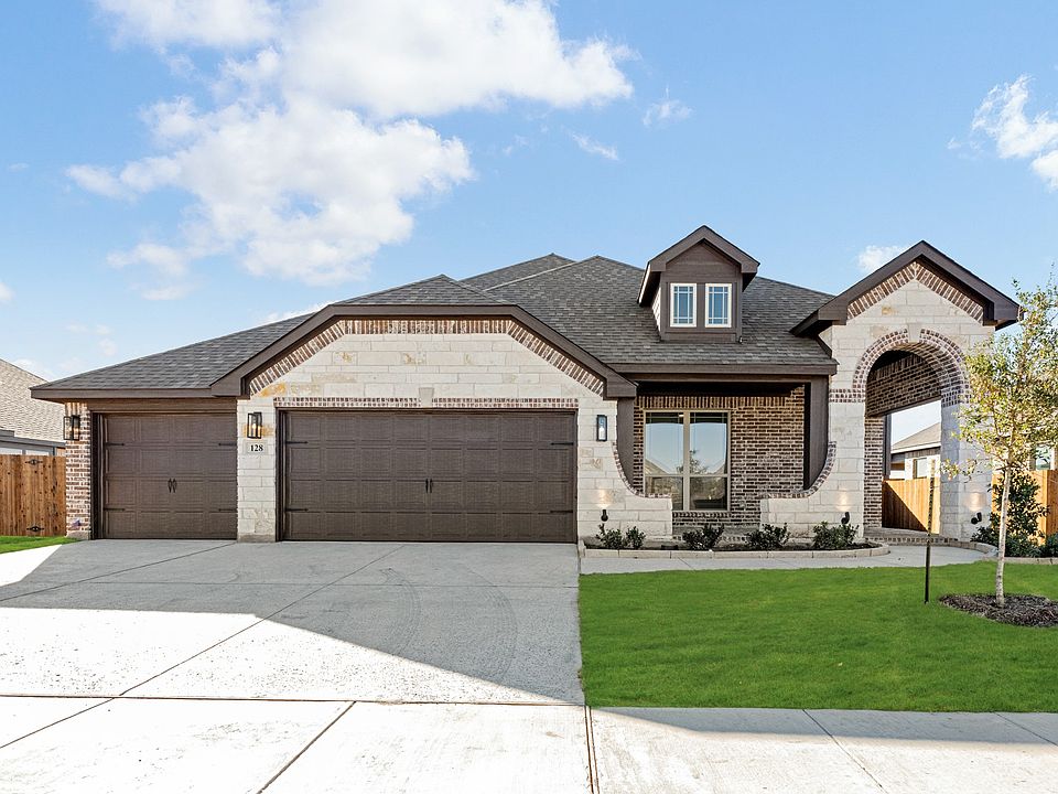 1st image of 128 Fireberry Dr