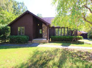 144 Red Hill Ln, Bumpus Mills, TN 37028
