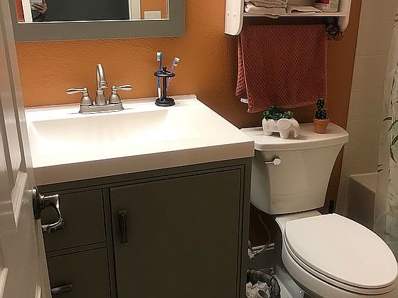 3rd image of 2559 Hidden Cove Ln