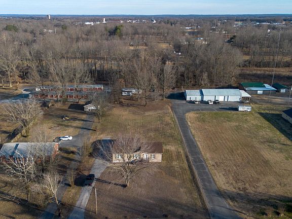 5th image of 2332 Hovekamp Rd