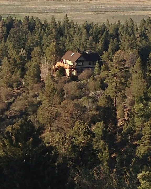1st image of 424 Adams Way