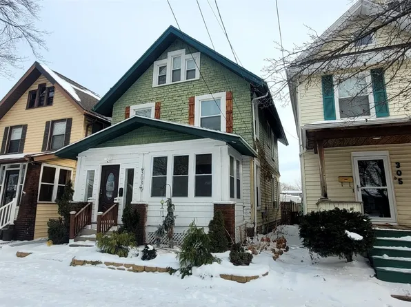 303 Liberty St, Erie, PA 16507