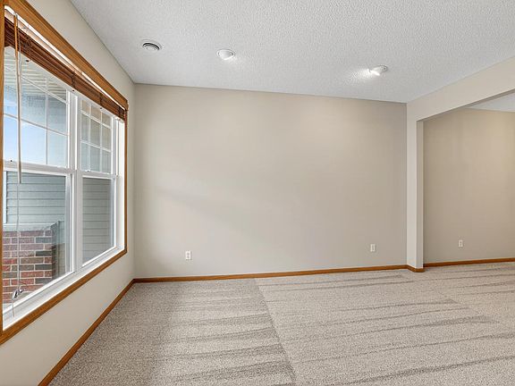5th image of 290 Emory Ln SE
