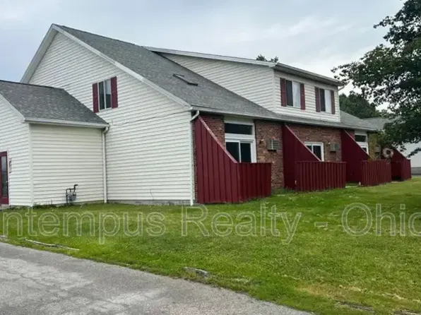 5934 Callaway Cir, Austintown, OH 44515