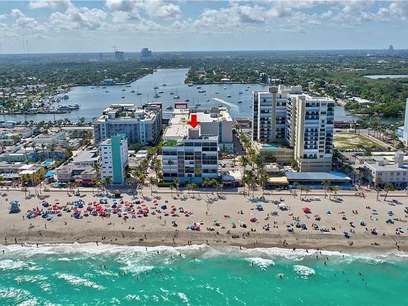 4th image of 851 N Surf Road #502