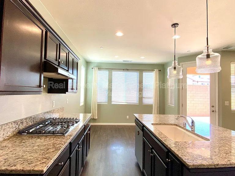 2534 Mustang Dr — Photo 21
