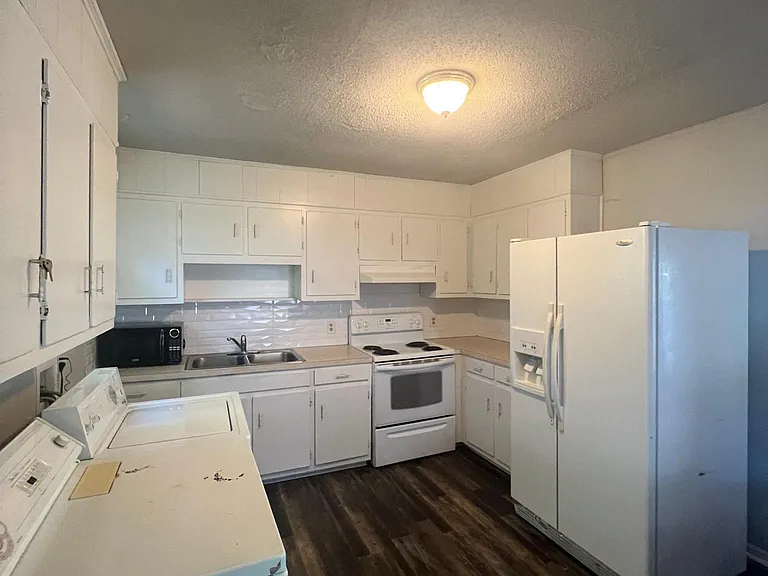1012 Idlewood Dr — Photo 13