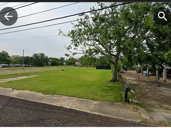 391 Howard Ave, Biloxi, MS 39530