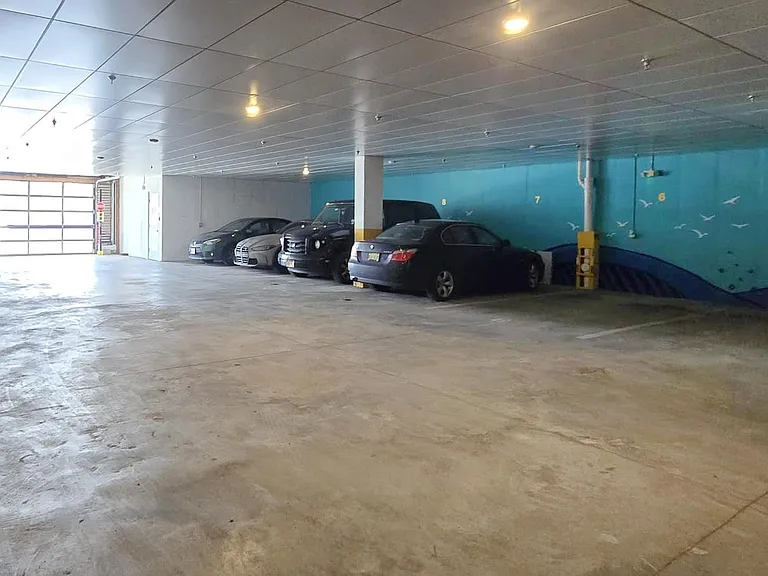 211 Baldwin Ave #403 — Photo 8