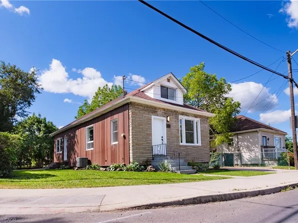 95 Fennell Ave W, Hamilton, ON L9C 1E9