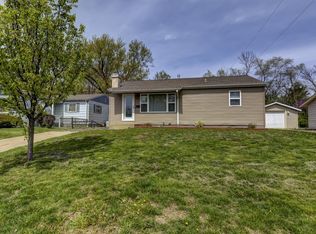 44 E Imboden Dr, Decatur, IL 62521