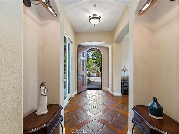 5th image of 1062 Rancho Valencia Rd