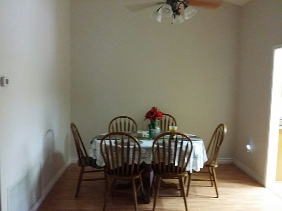 5th image of 8520 Glenmount Dr