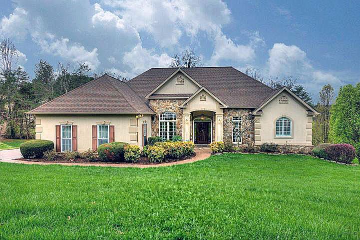 1st image of 521 Sandpiper Dr