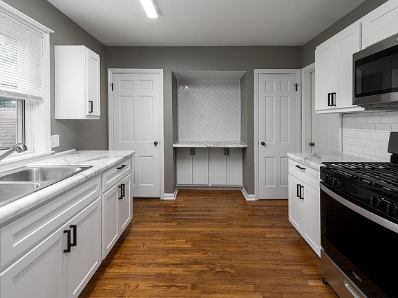 Kitchen + Nook
