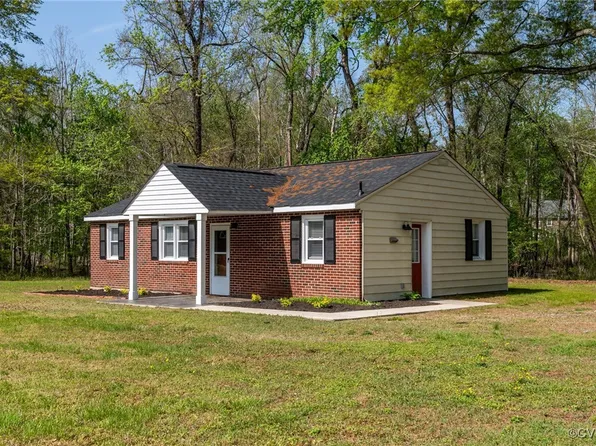 10700 Walton Lake Rd, Disputanta, VA 23842
