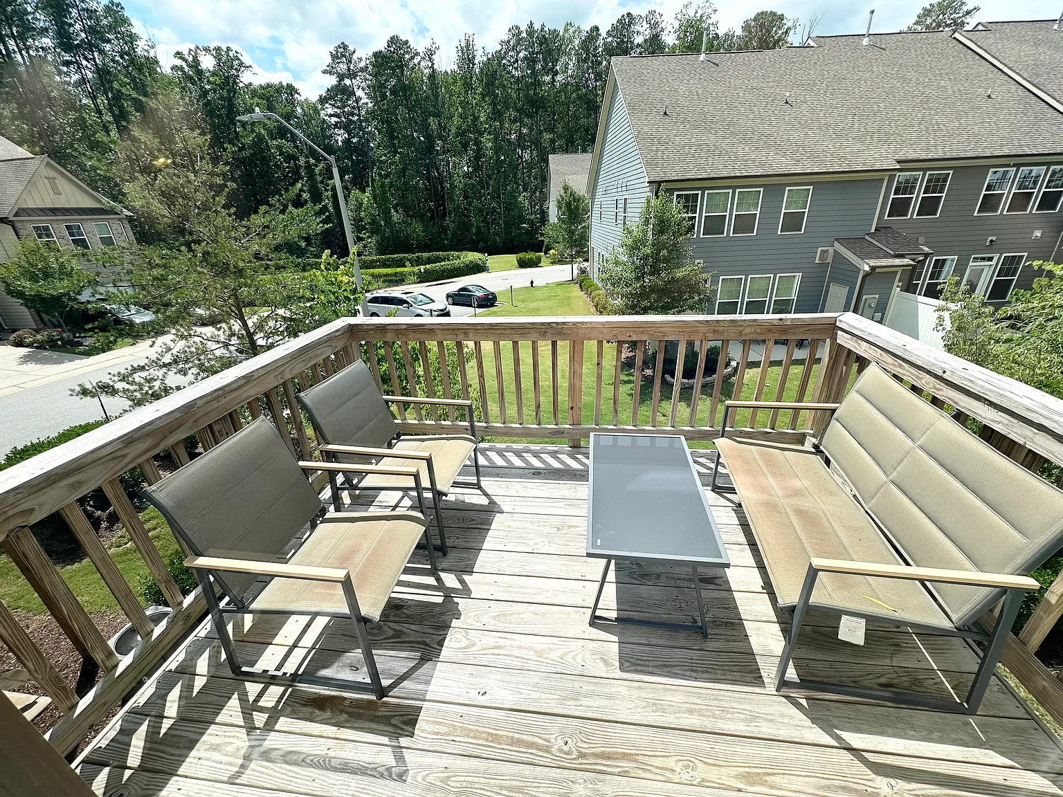 5 bed, 3.5 bath, 3190 sqft, $3,200 — Photo 4