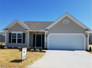 112 Breckenridge Oval, Elyria, OH 44035