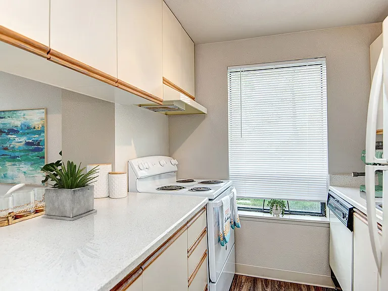 Arabelle Apartments — Photo 4