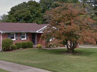 8200 Ponce De Leon Ct, Louisville, KY 40219