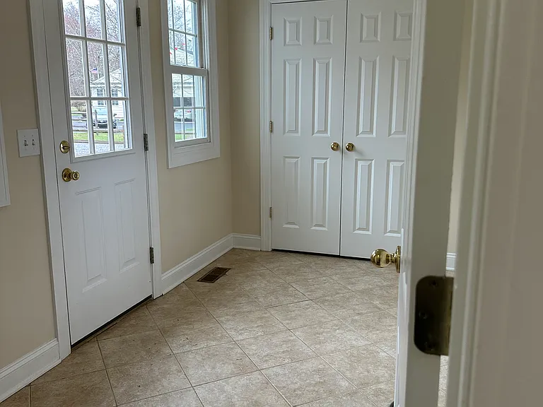 128 Center Rd — Photo 28