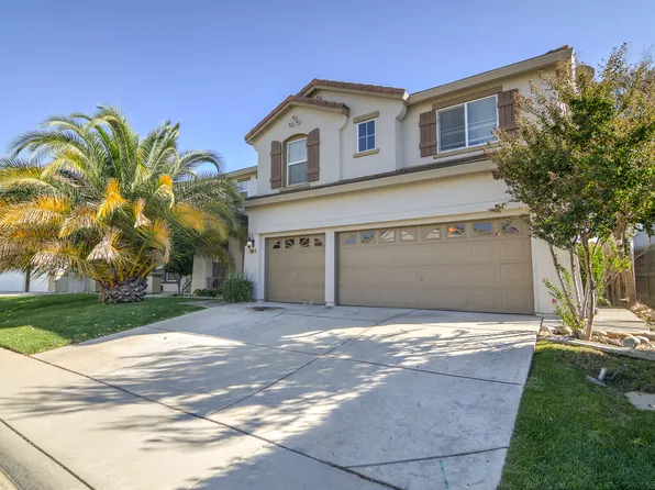 8800 Tiogawoods Dr, Sacramento, CA 95828