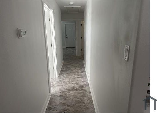 4th image of 1301 E Avenue G #A