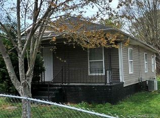 910 Cantwell St, Charlotte, NC 28208