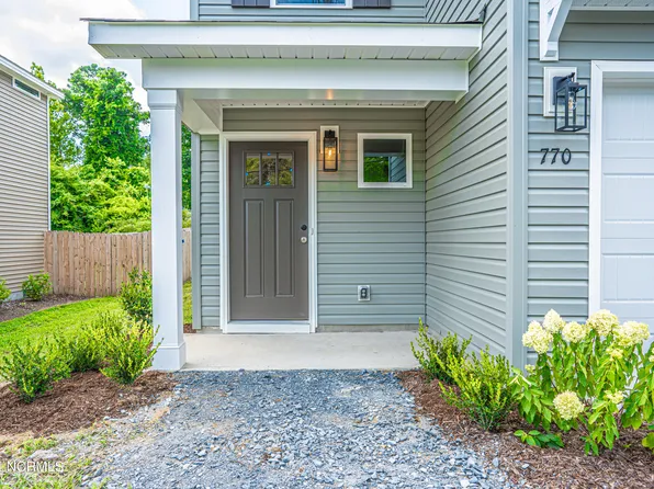 770 W Illinois Avenue, Southern Pines, NC 28387