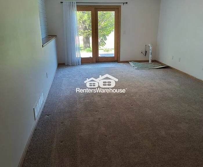 950 Butte Ct — Photo 19