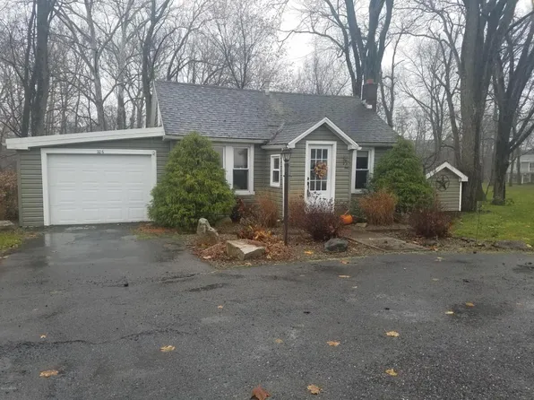 106 Creek Rd, Selinsgrove, PA 17870