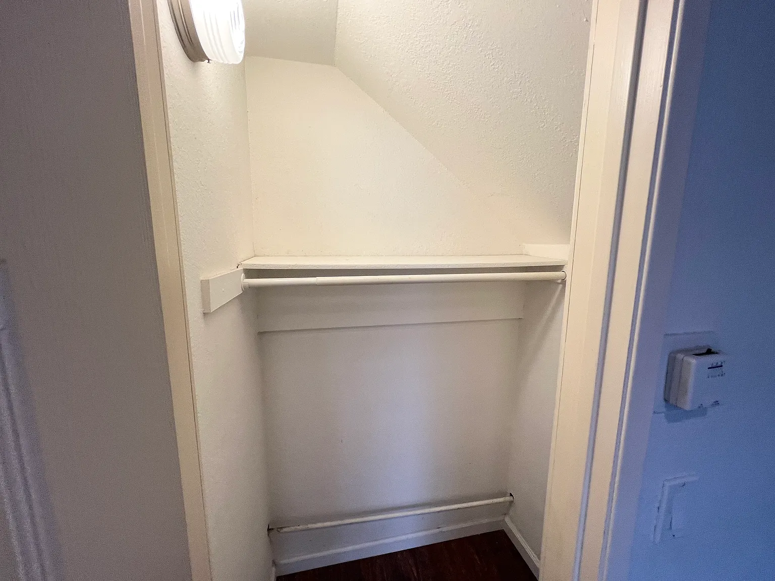 3 bed, 1381 sqft, $3,500 — Photo 3