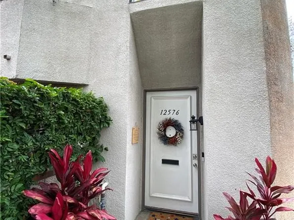 12576 Montecito Rd, Seal Beach, CA 90740