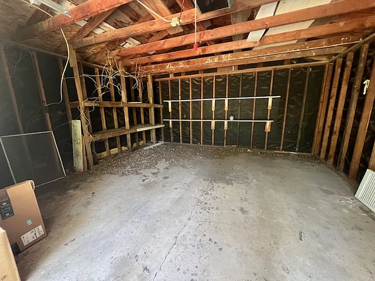 408 Arch St — Photo 16
