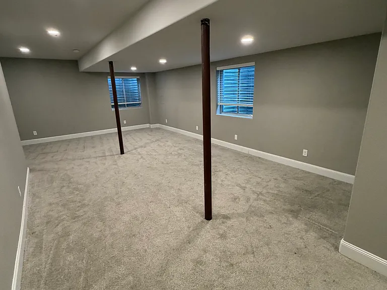 374 Willowick Cir — Photo 17