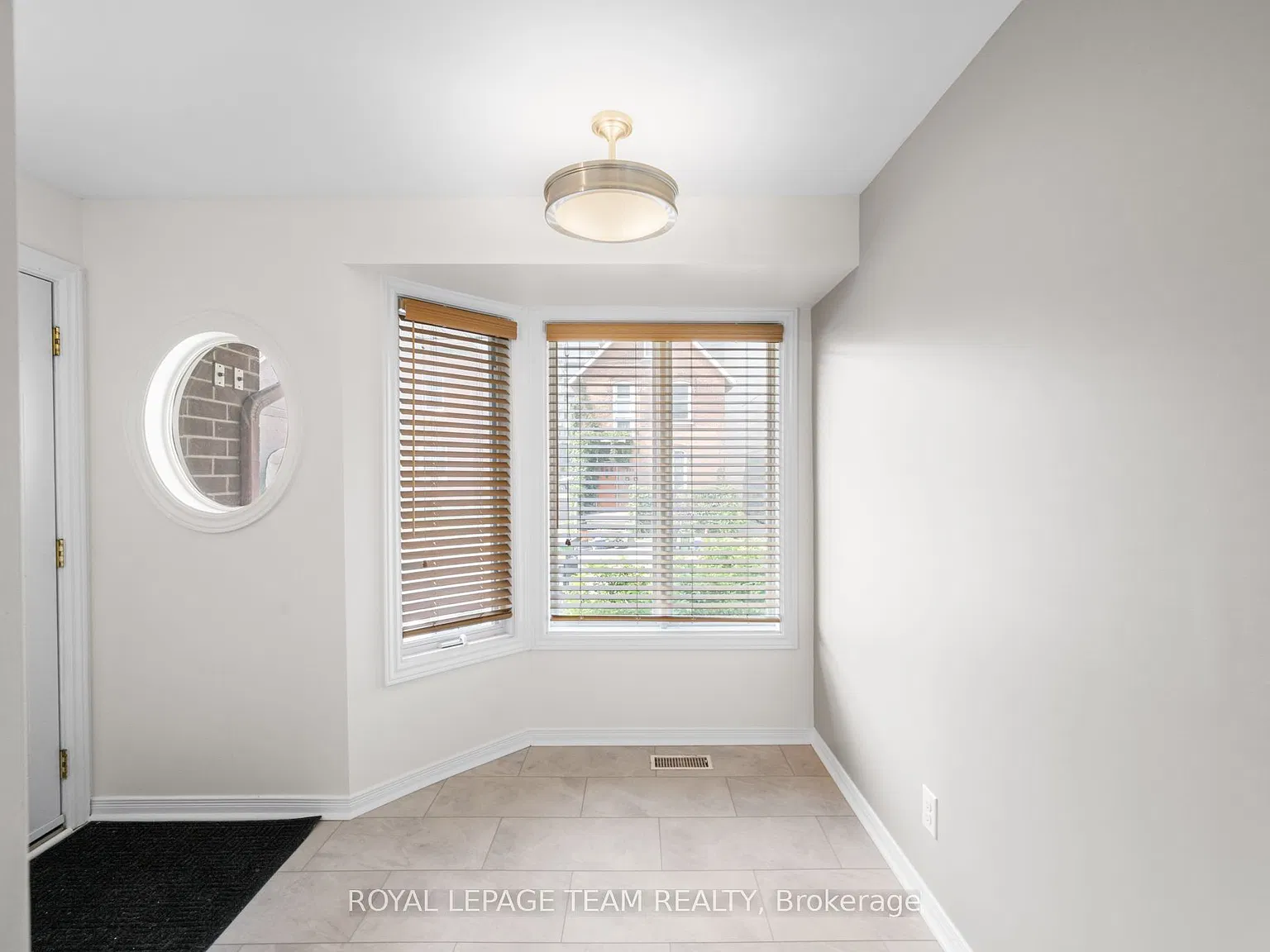 2 bed, $2,595 — Photo 4