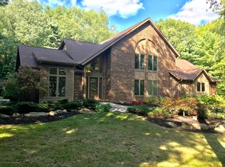 4542 Bracken Woods Dr, Okemos, MI 48864