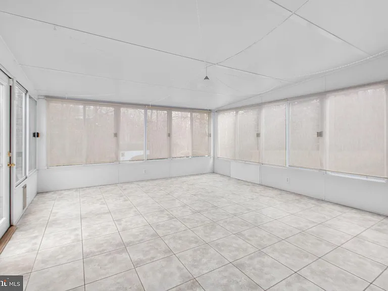 10721 Colbys Ln — Photo 30