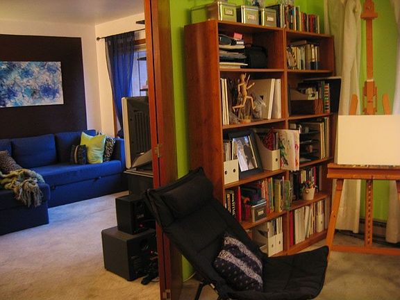 Living room/Den Area