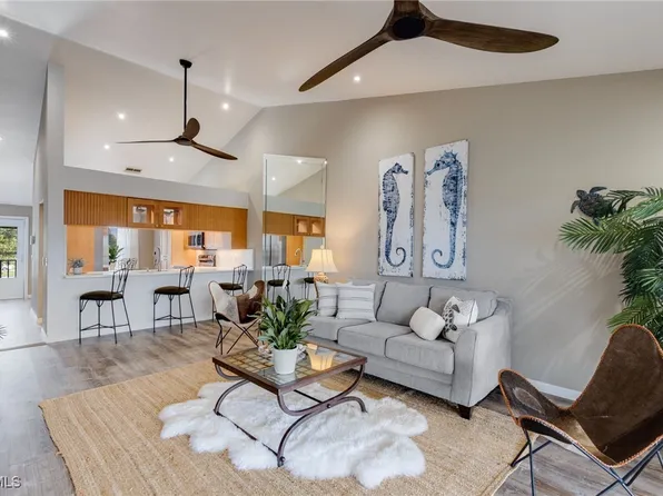 4718 SW 12th Pl APT 209, Cape Coral, FL 33914