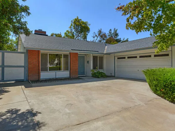 15229 Andorra Way, San Diego, CA 92129