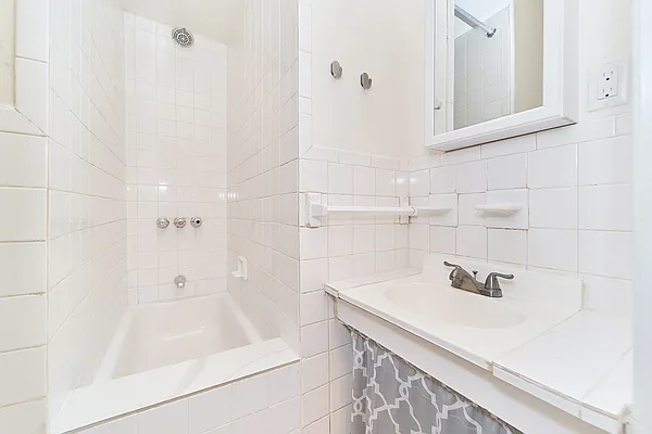 Rented by Living New York | media 6
