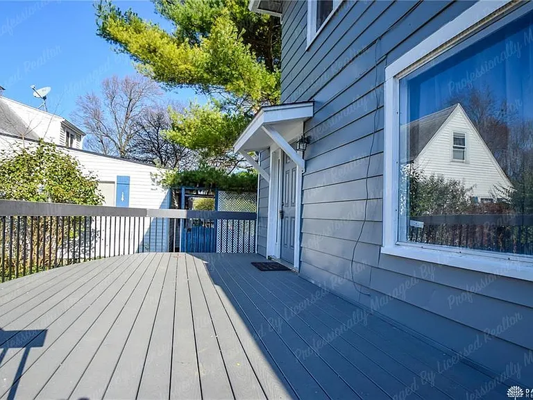2926 Robin Rd — Photo 4